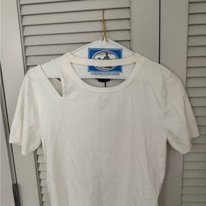 Women’s Alice + Olivia White Cut-Out T-Shirt